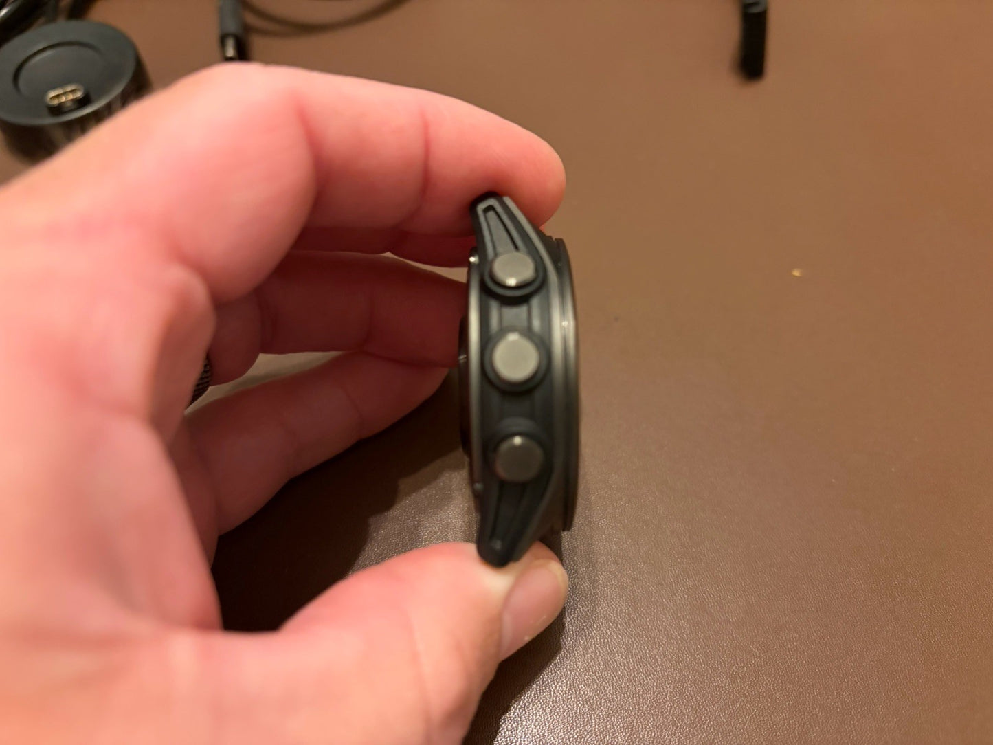 Garmin Fenix 8 AMOLED - 43mm Carbon Gray DLC