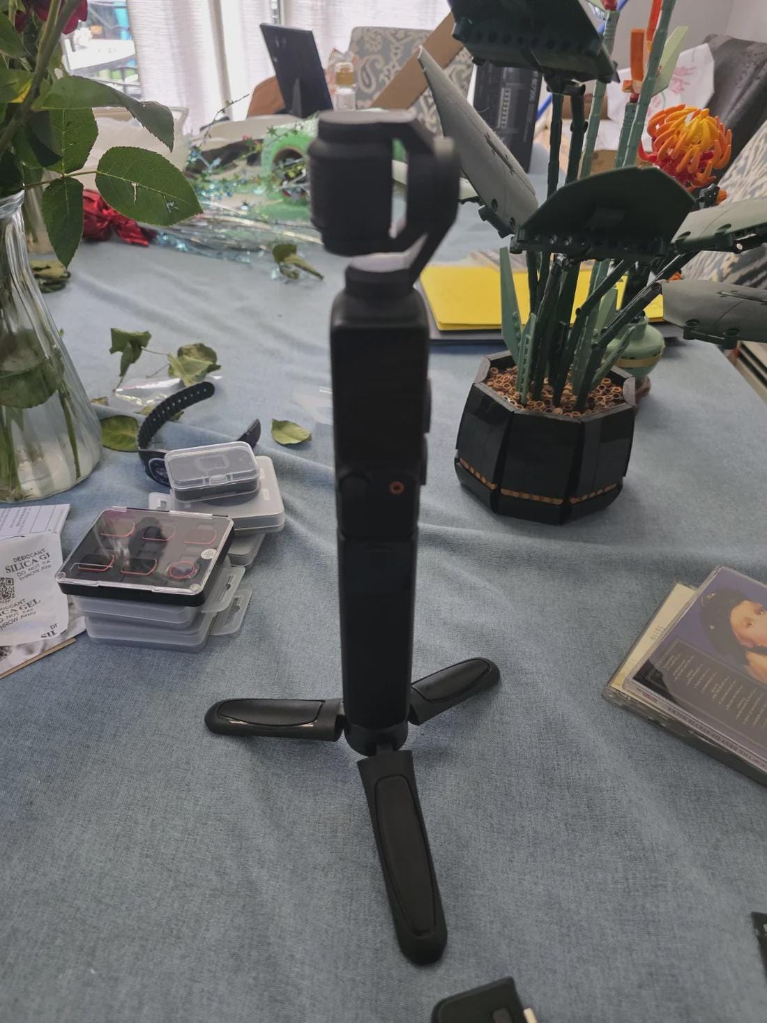 Insta360 X5, Essentials Bundle, 2 Battties in Excellent condition
