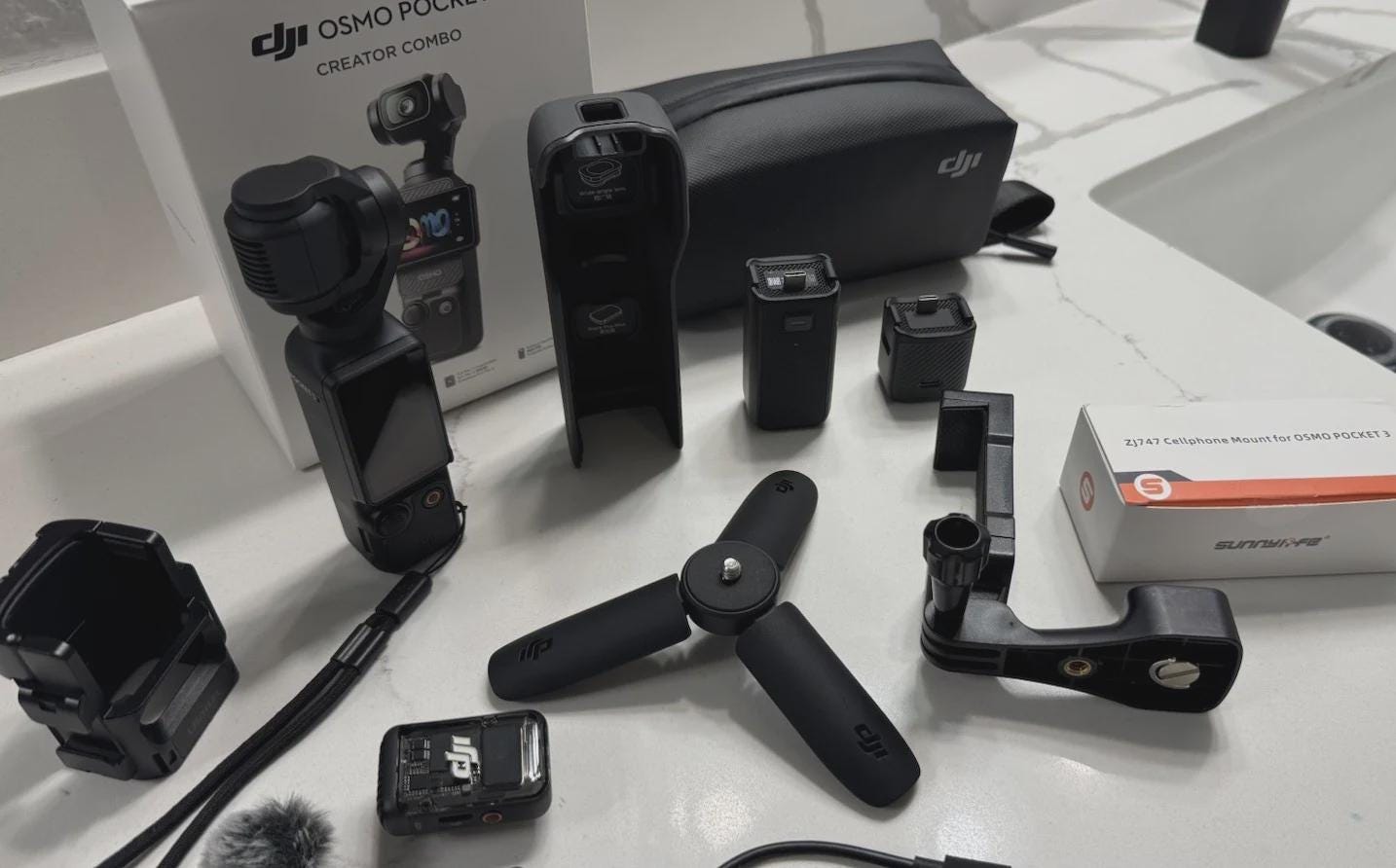 DJI Osmo Pocket 3 Creator Combo & Accessories - BUNDLE!!