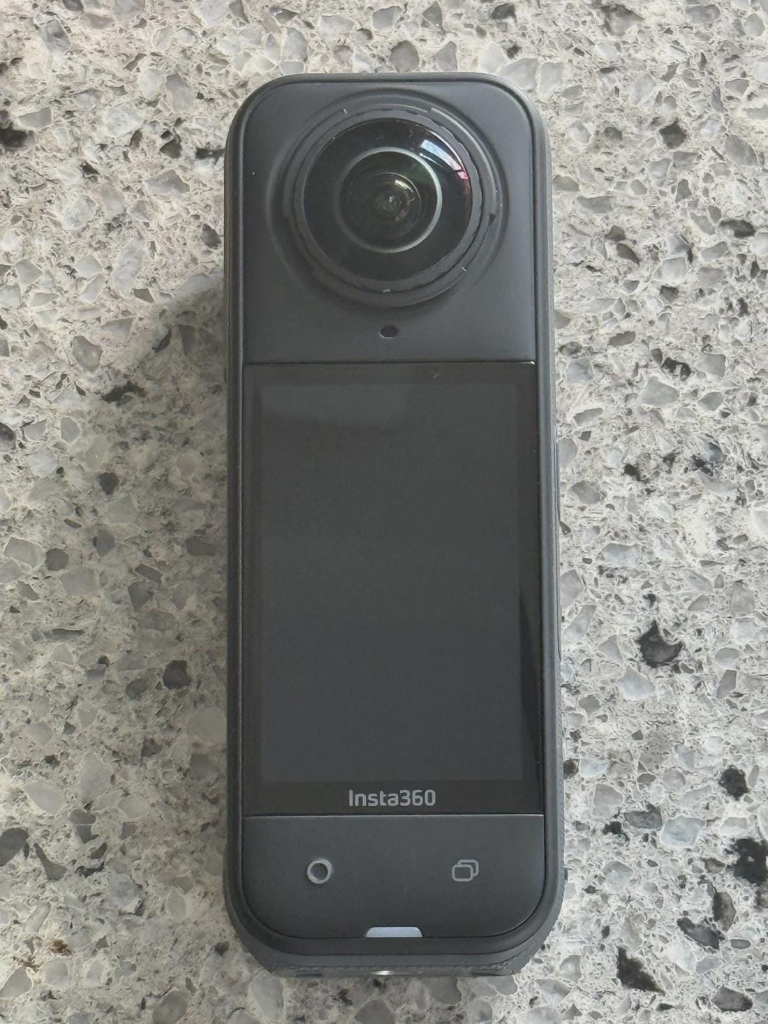 Insta360 X5, Essentials Bundle, 2 Battties in Excellent condition