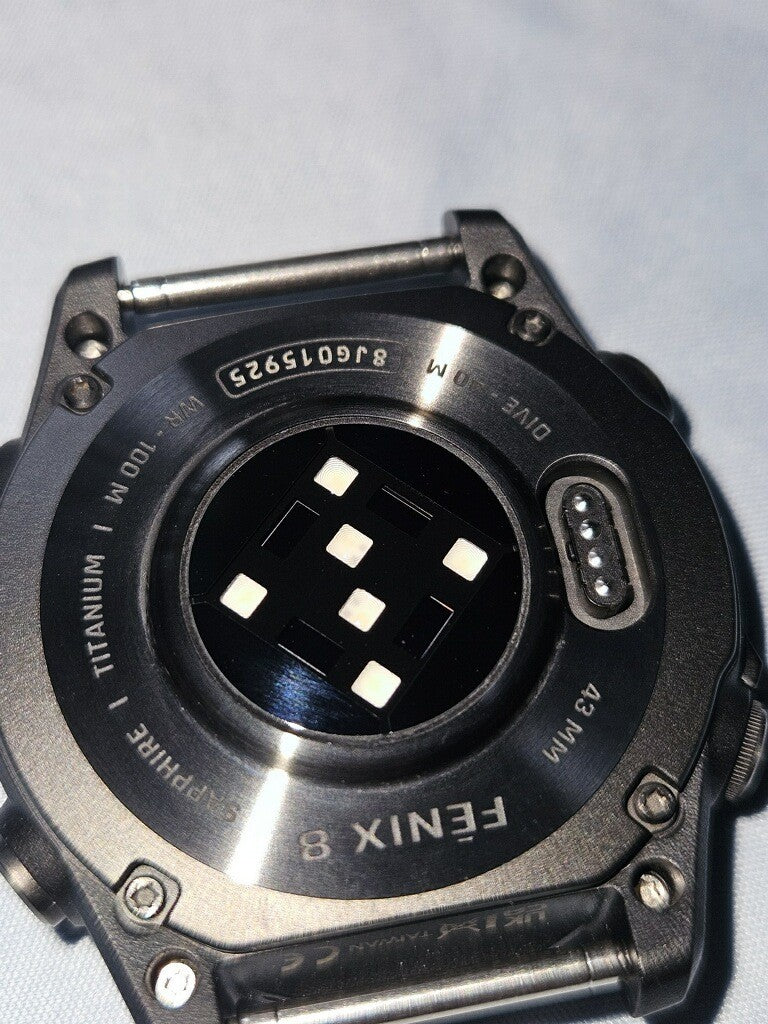 Garmin fenix 8 43mm Amoled Sapphire Carbon Gray Titanium