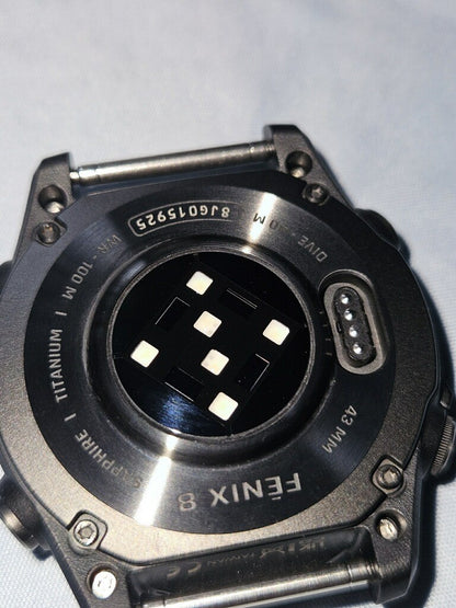 Garmin fenix 8 43mm Amoled Sapphire Carbon Gray Titanium